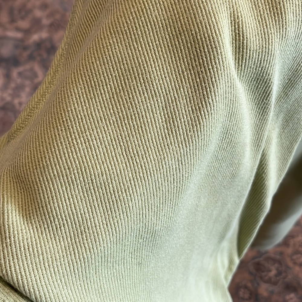 Green pants - Picture 4 of 7